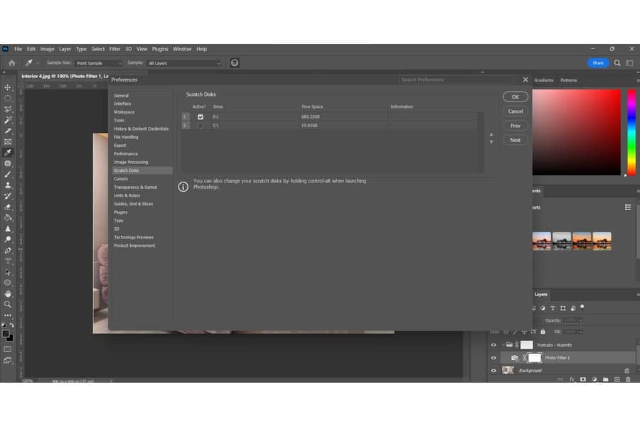 Choosing the Scratch Disk Preference and option in Photoshop